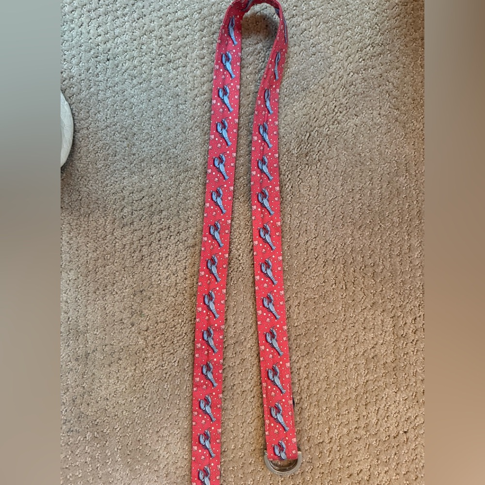 Vineyard vines belt